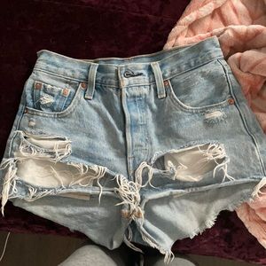 501 levi shorts
